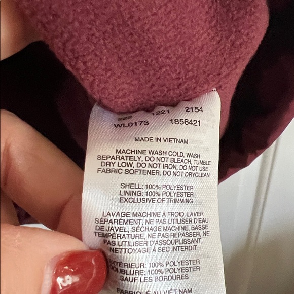 NWT Columbia Women’s Burgundy and Black Lined Jacket - Picture 4 of 8